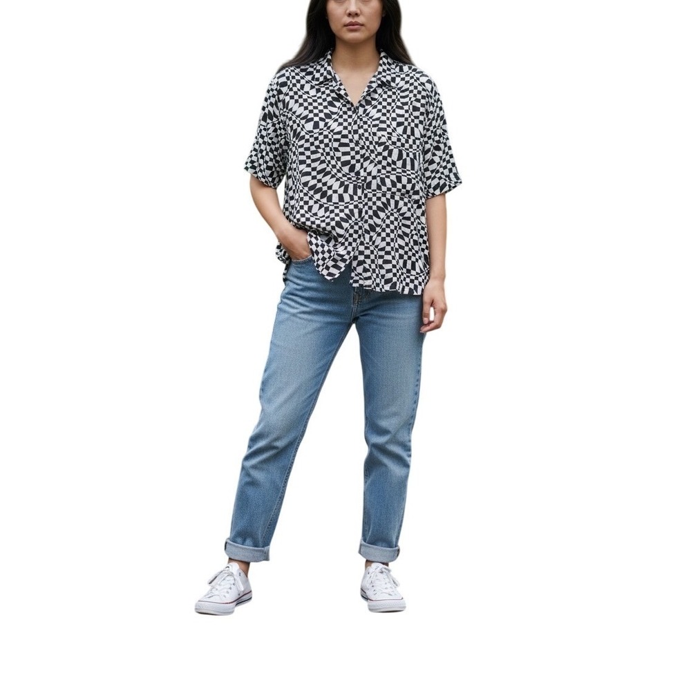 Miss Selfie Blouse Top Black & White Abstract Checkered Print Short Sleeve L-Y2K
